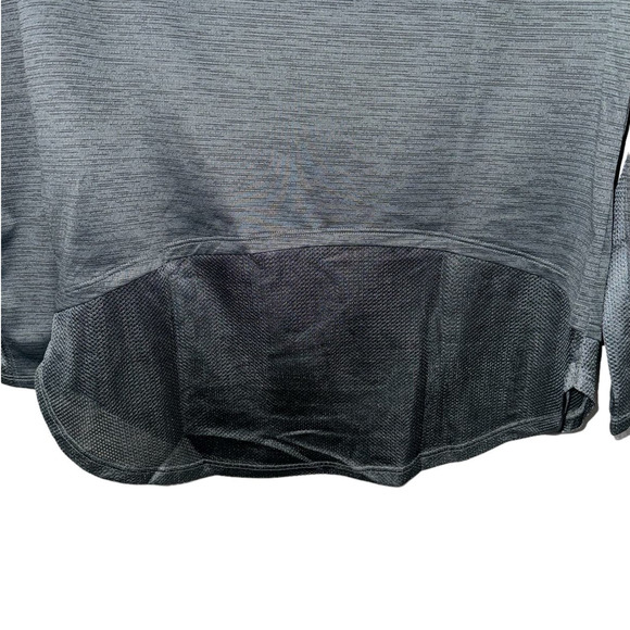 NWT! Under Armour Tech Vent Long Sleeve Women's Training Top - Size Small - Picture 8 of 9